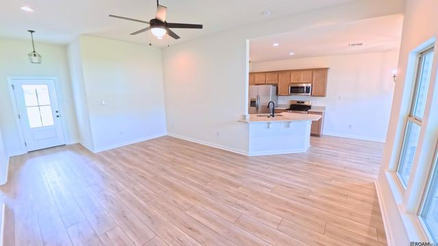 25699 Raines Ave, Denham Springs, LA 70726