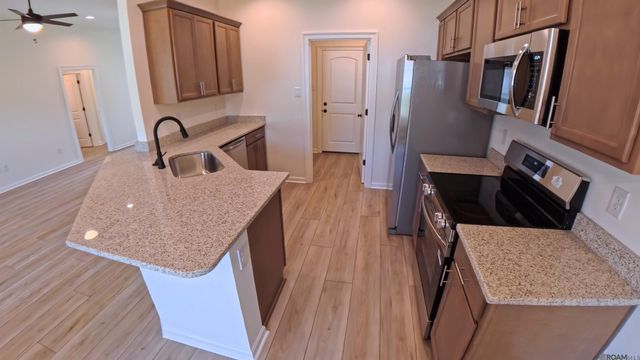 25699 Raines Ave, Denham Springs, LA 70726
