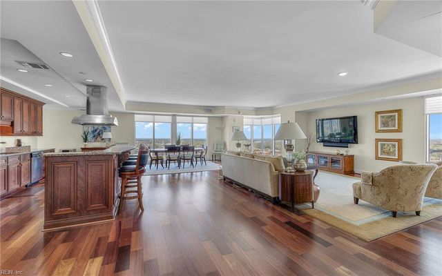 4545 Commerce St Unit 3106, Virginia Beach, VA 23462