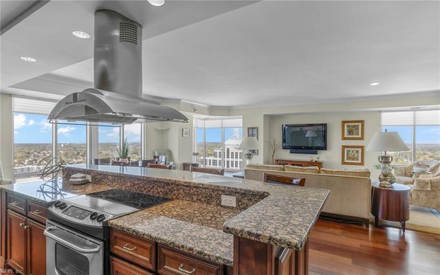 4545 Commerce St Unit 3106, Virginia Beach, VA 23462