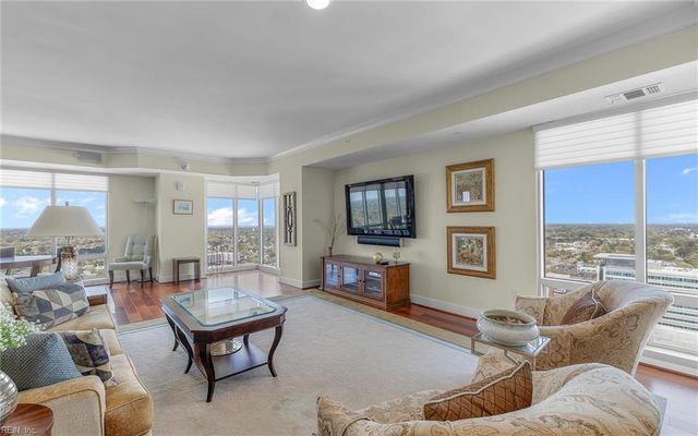 4545 Commerce St Unit 3106, Virginia Beach, VA 23462