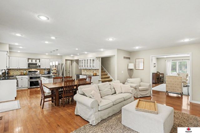 2601 S 75th Street, Lincoln, NE 68506