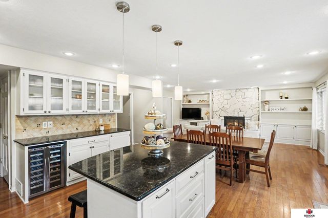 2601 S 75th Street, Lincoln, NE 68506