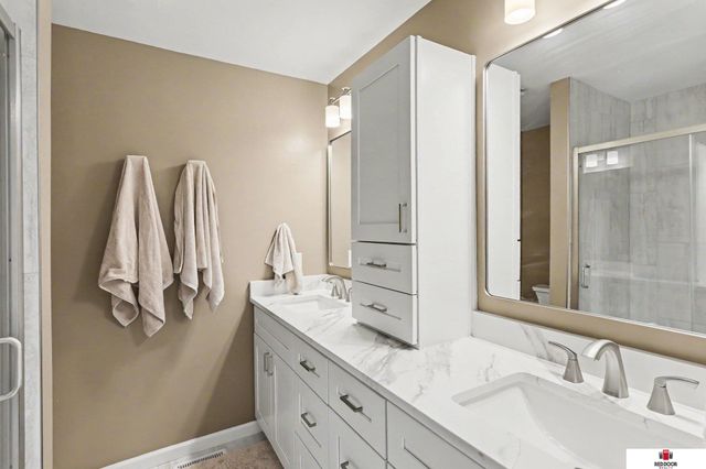 2601 S 75th Street, Lincoln, NE 68506