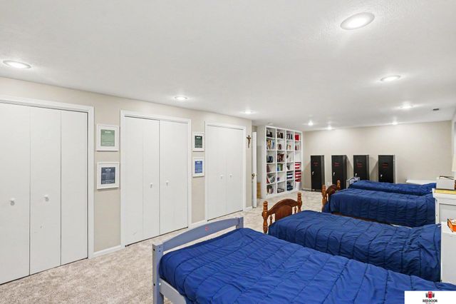 2601 S 75th Street, Lincoln, NE 68506