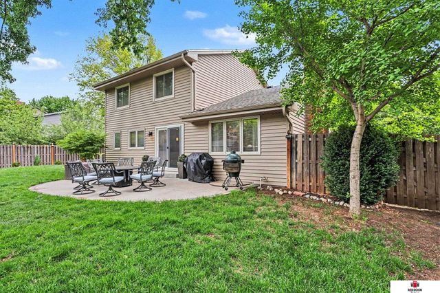 2601 S 75th Street, Lincoln, NE 68506