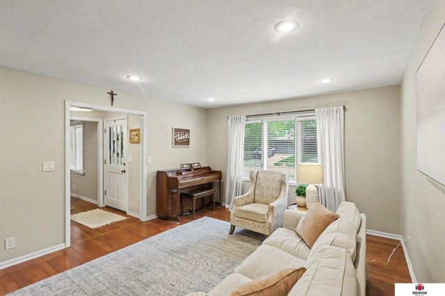 2601 S 75th Street, Lincoln, NE 68506