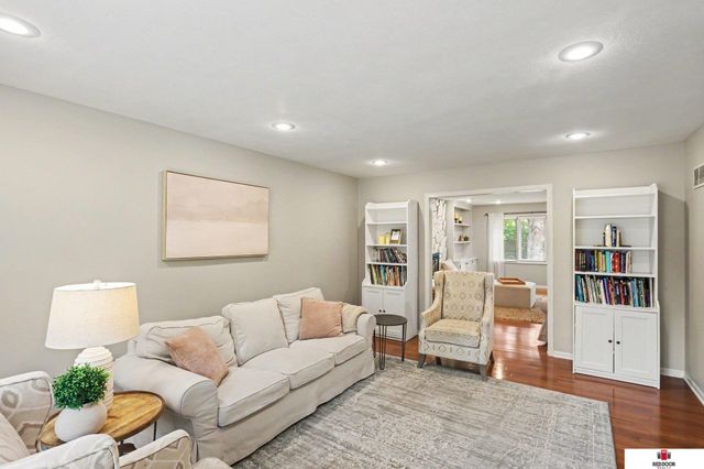2601 S 75th Street, Lincoln, NE 68506