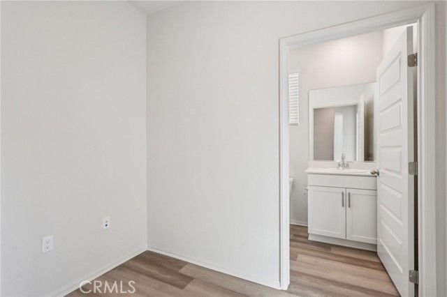 19536 Hanging Rock Road, Lake Elsinore, CA 92532