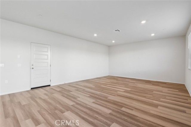 19536 Hanging Rock Road, Lake Elsinore, CA 92532