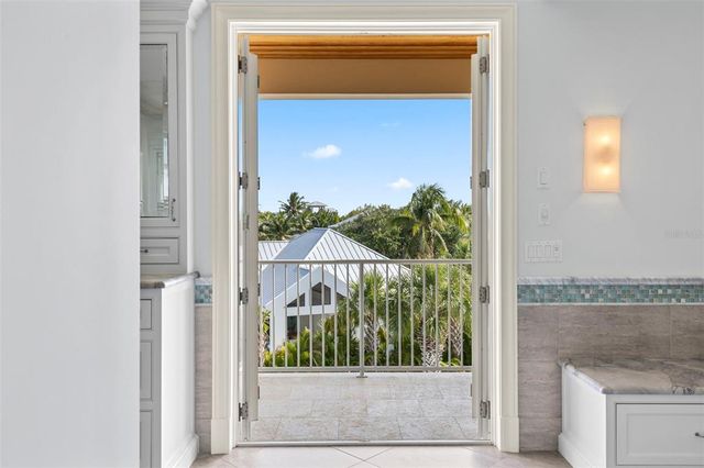 2275 GENESEA LANE, Vero Beach, FL 32963
