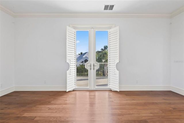 2275 GENESEA LANE, Vero Beach, FL 32963