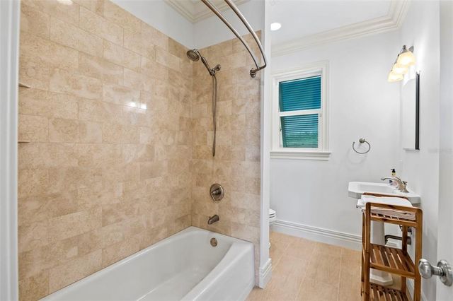 2275 GENESEA LANE, Vero Beach, FL 32963