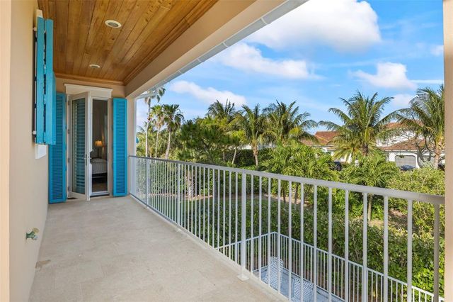 2275 GENESEA LANE, Vero Beach, FL 32963
