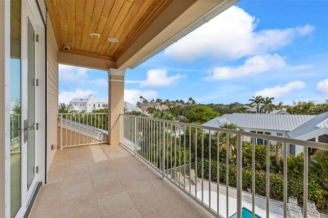 2275 GENESEA LANE, Vero Beach, FL 32963