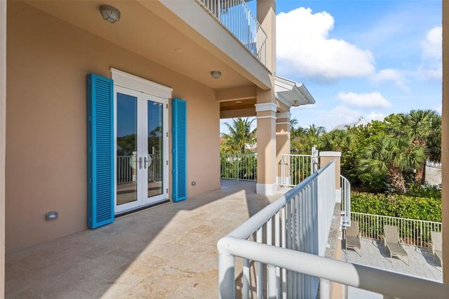 2275 GENESEA LANE, Vero Beach, FL 32963