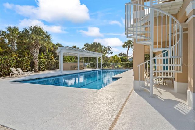 2275 GENESEA LANE, Vero Beach, FL 32963