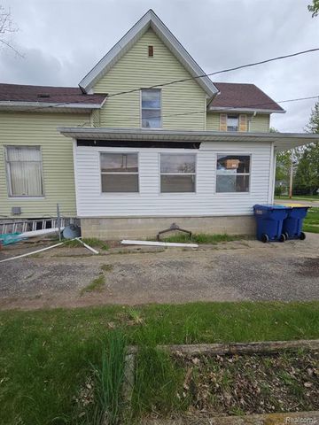 209 E Corunna Avenue, Corunna, MI 48817