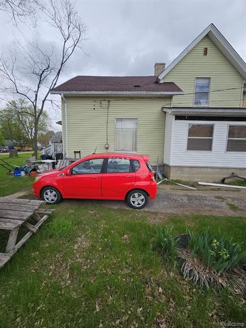 209 E Corunna Avenue, Corunna, MI 48817