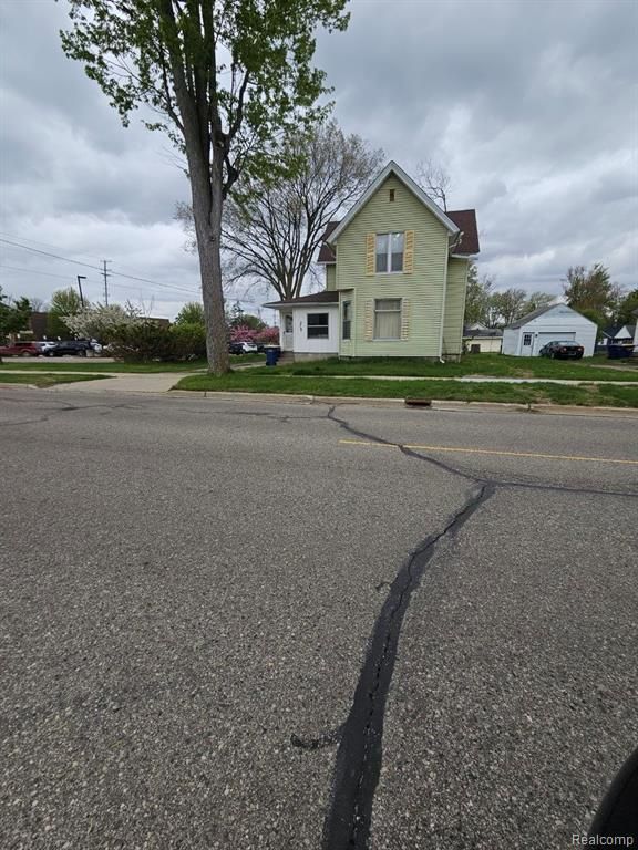 209 E Corunna Avenue, Corunna, MI 48817
