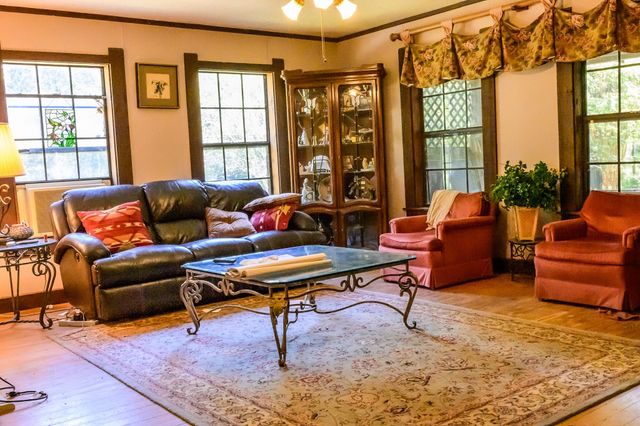 382 Sawmill Drive, Lovelady, TX 75851