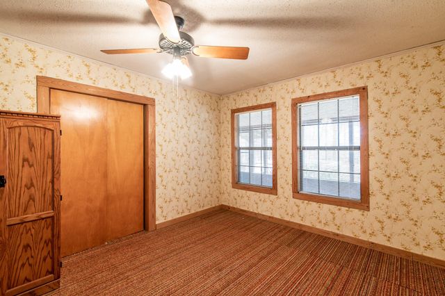 382 Sawmill Drive, Lovelady, TX 75851