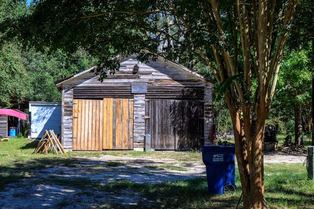 382 Sawmill Drive, Lovelady, TX 75851