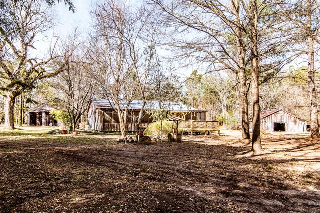 382 Sawmill Drive, Lovelady, TX 75851