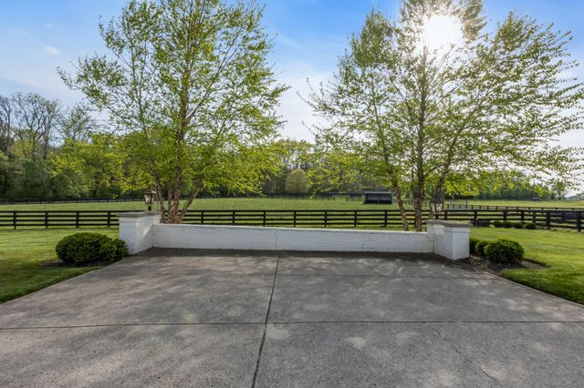 6314 McDaniel Rd, College Grove, TN 37046