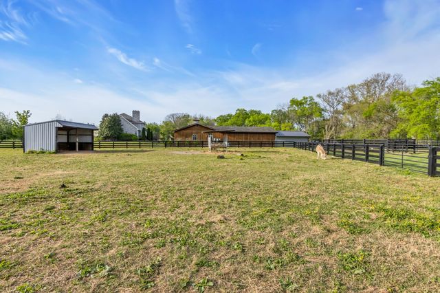 6314 McDaniel Rd, College Grove, TN 37046