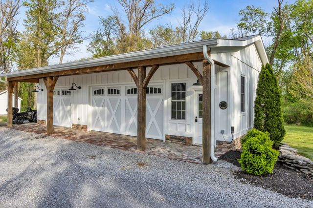6314 McDaniel Rd, College Grove, TN 37046