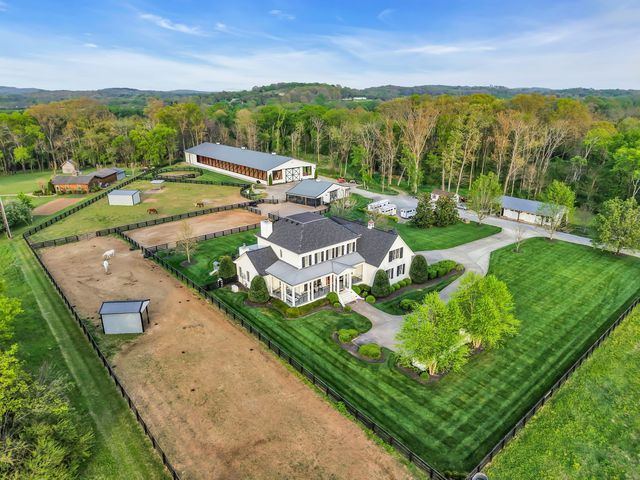 6314 McDaniel Rd, College Grove, TN 37046