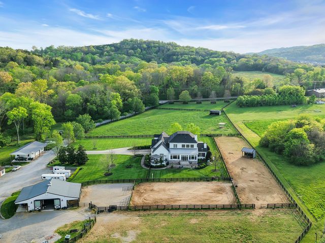 6314 McDaniel Rd, College Grove, TN 37046