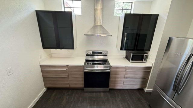 6133 METROWEST BOULEVARD 105, Orlando, FL 32835