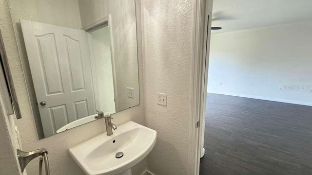 6133 METROWEST BOULEVARD 105, Orlando, FL 32835