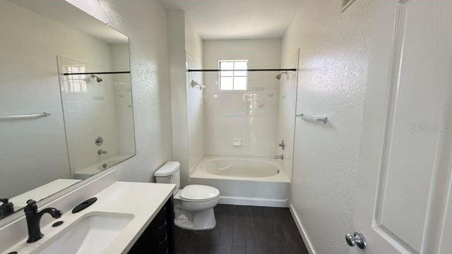 6133 METROWEST BOULEVARD 105, Orlando, FL 32835