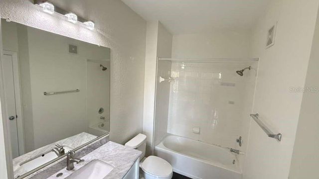 6133 METROWEST BOULEVARD 105, Orlando, FL 32835