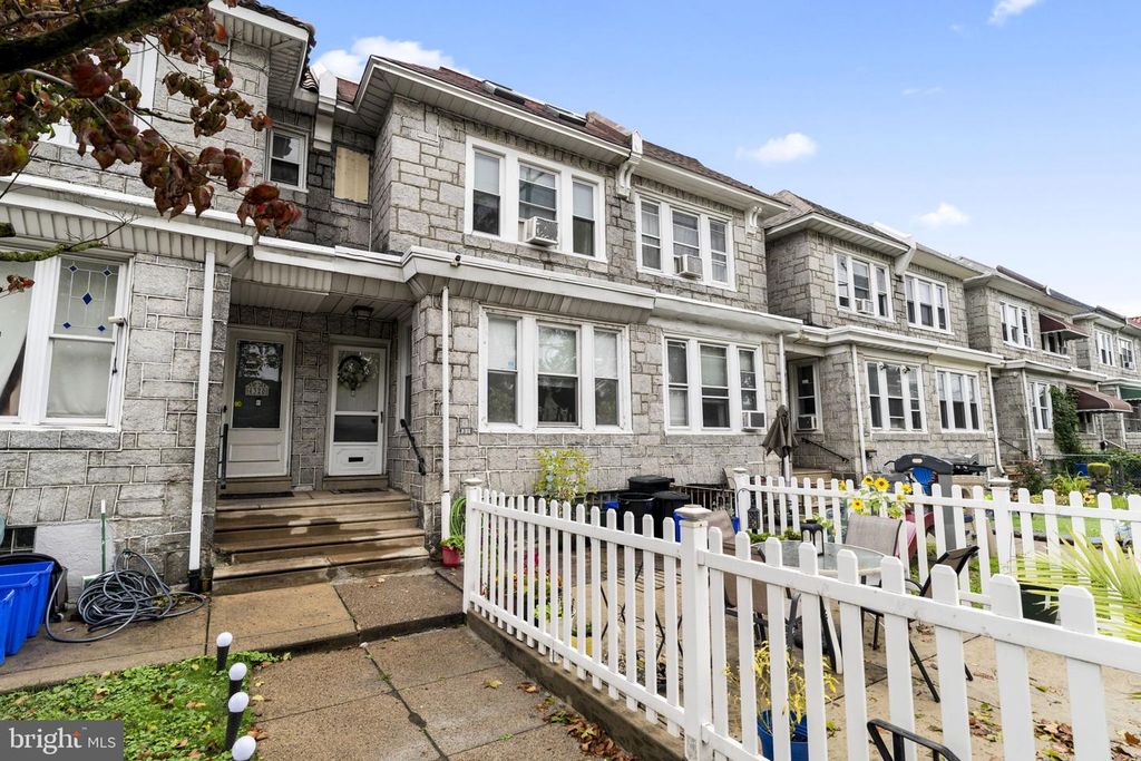 4318 COTTMAN AVE, PHILADELPHIA, PA 19135 — photo 2