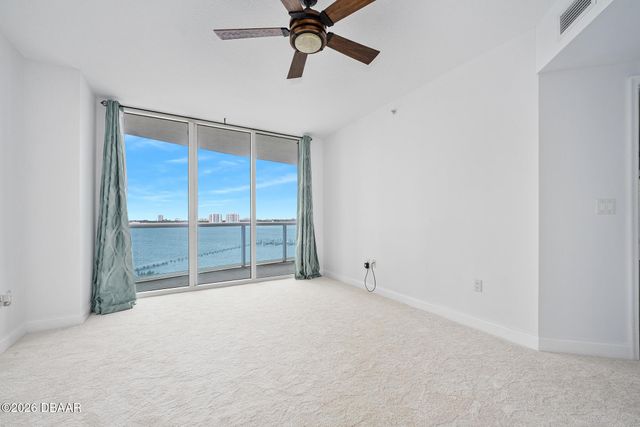 231 Riverside Dr Unit 604, Holly Hill, FL 32117