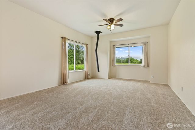 5473 Strand Road, Deming, WA 98244