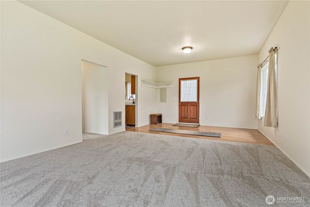 5473 Strand Road, Deming, WA 98244