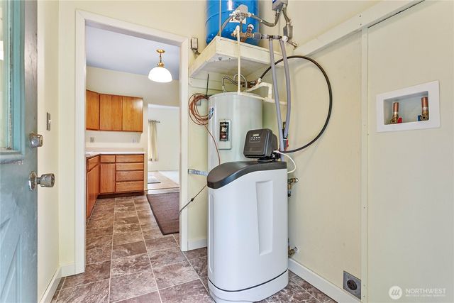 5473 Strand Road, Deming, WA 98244