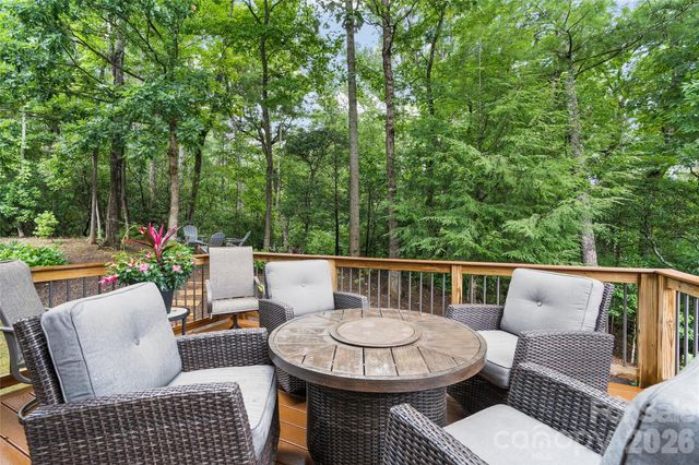 46 Slide Rock Way, Fairview, NC 28730