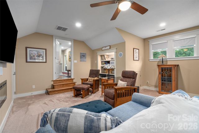 46 Slide Rock Way, Fairview, NC 28730