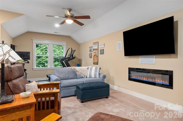46 Slide Rock Way, Fairview, NC 28730