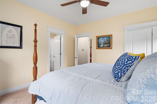 46 Slide Rock Way, Fairview, NC 28730