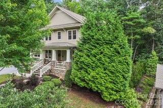 46 Slide Rock Way, Fairview, NC 28730