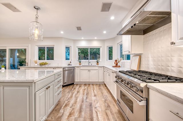 27 Palm Beach Court, Dana Point, CA 92629