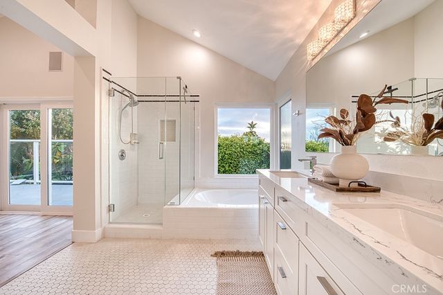27 Palm Beach Court, Dana Point, CA 92629