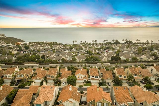 27 Palm Beach Court, Dana Point, CA 92629